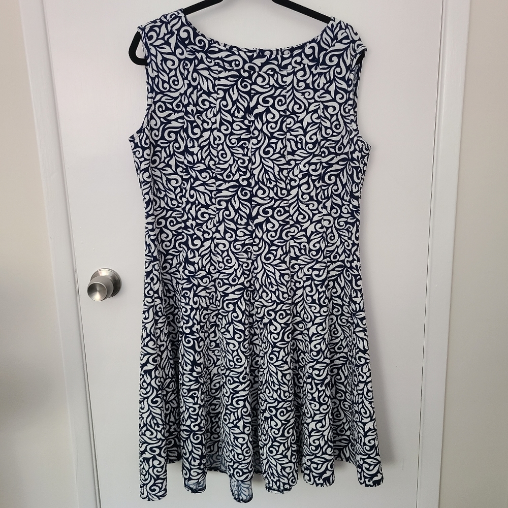 Haani Fit & Flare Petite Dress